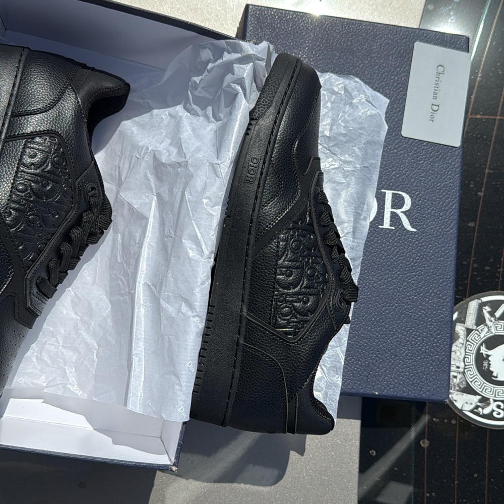 Dior Men's Textured Black Sneakers